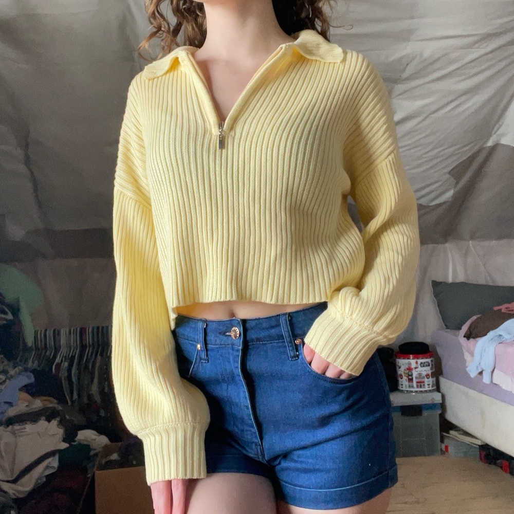 💛 Pretty Yellow Cropped Pullover, Women’s Sweaters, V Neck Zip Up, Comfort Baggy